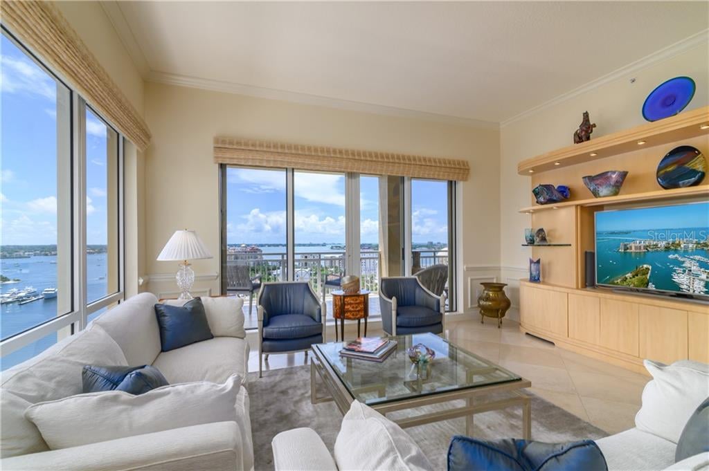 The Tower Residences, #1502