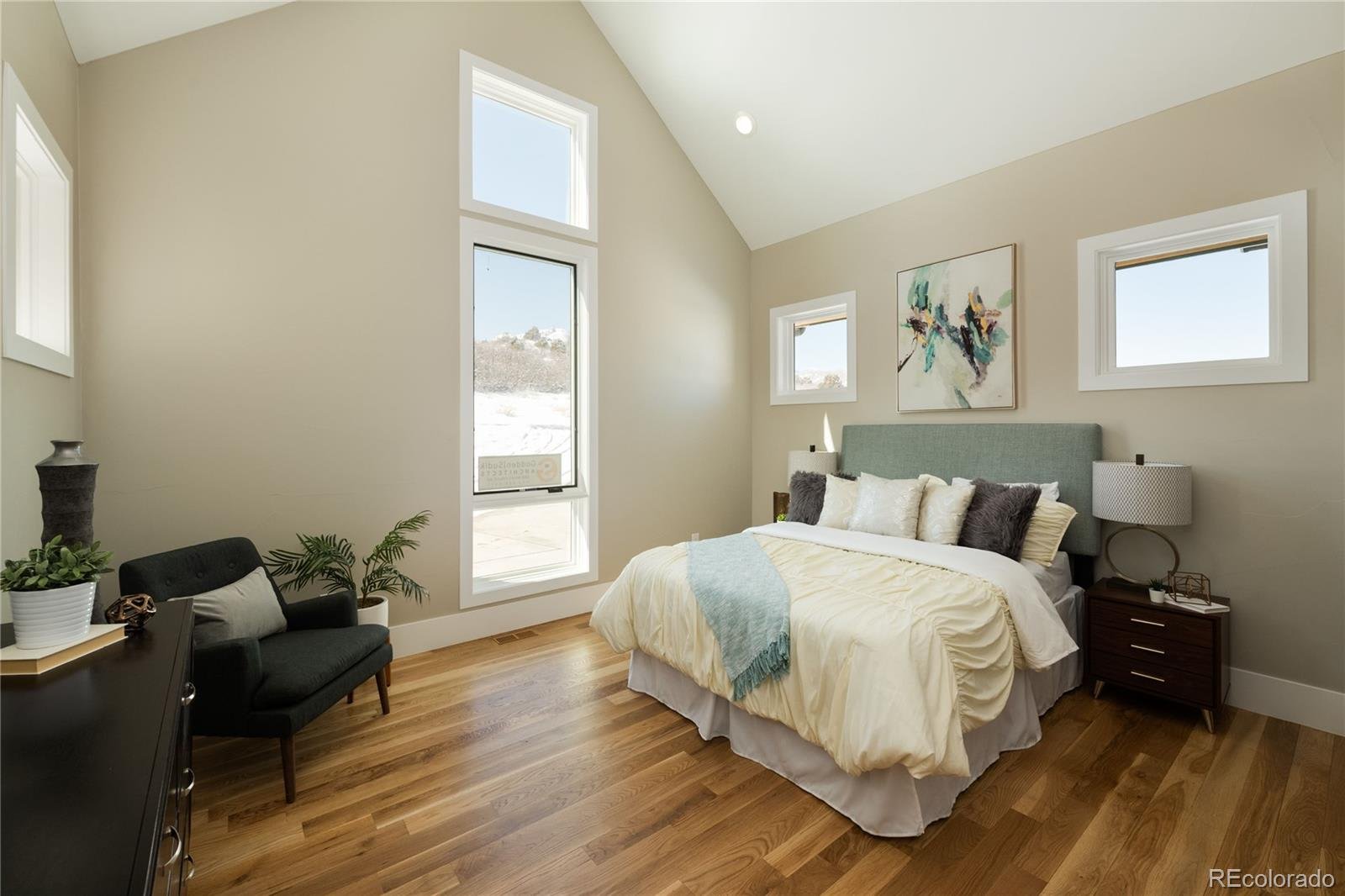 7932 Raphael Lane