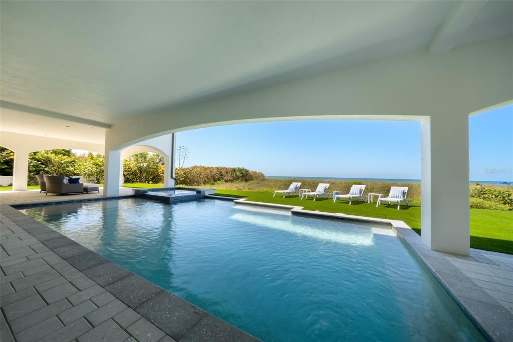 100 Beach Ave, Anna Maria