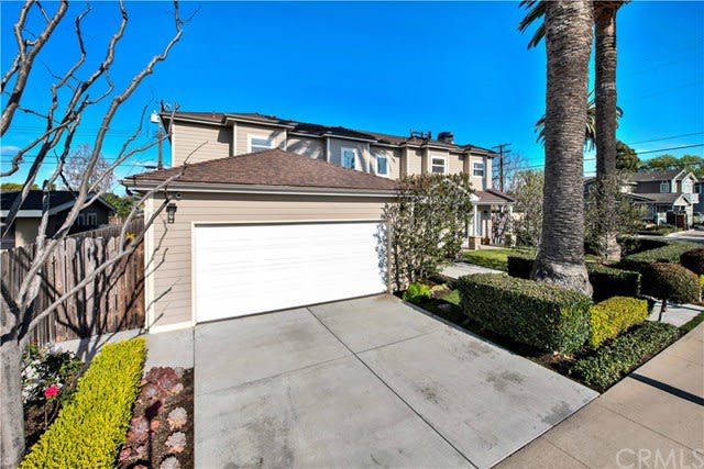 296 E Bay, Costa Mesa