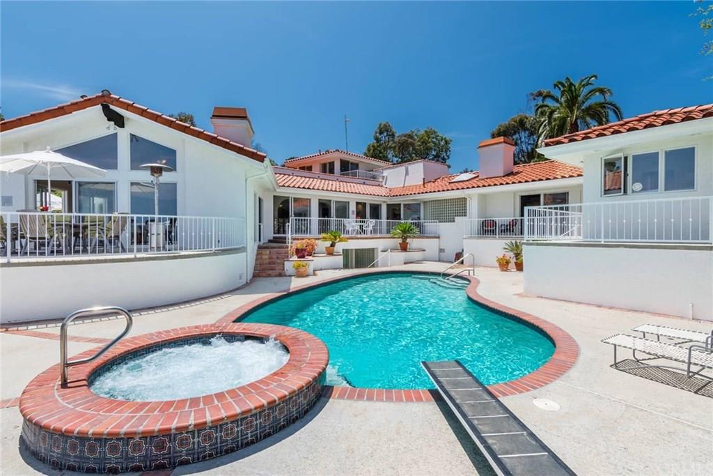 Valley Luxe