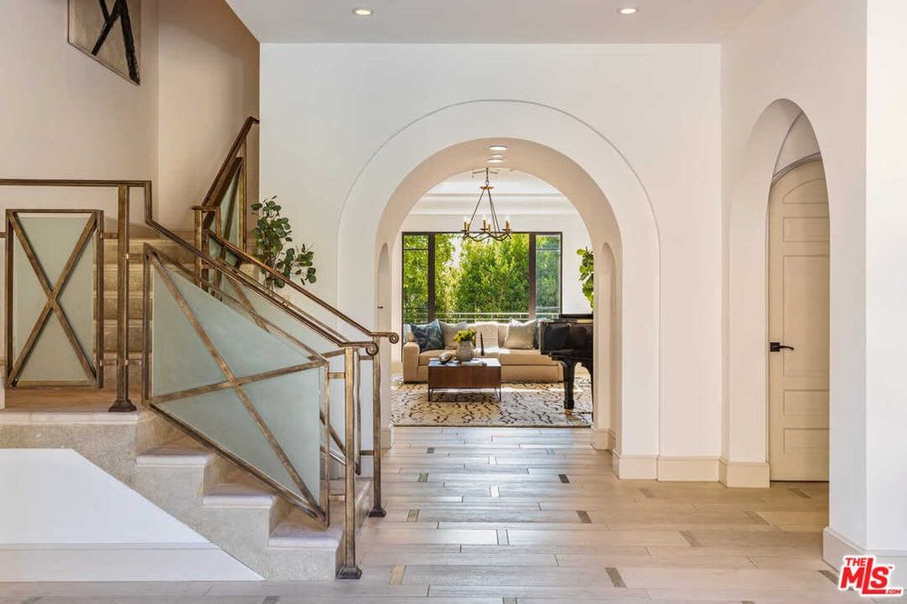 Chateau Sanctuary