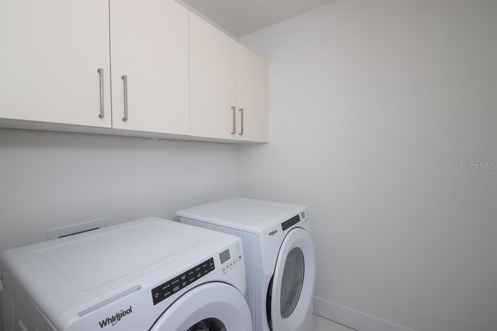 111 S Pineapple Ave Unit 812
