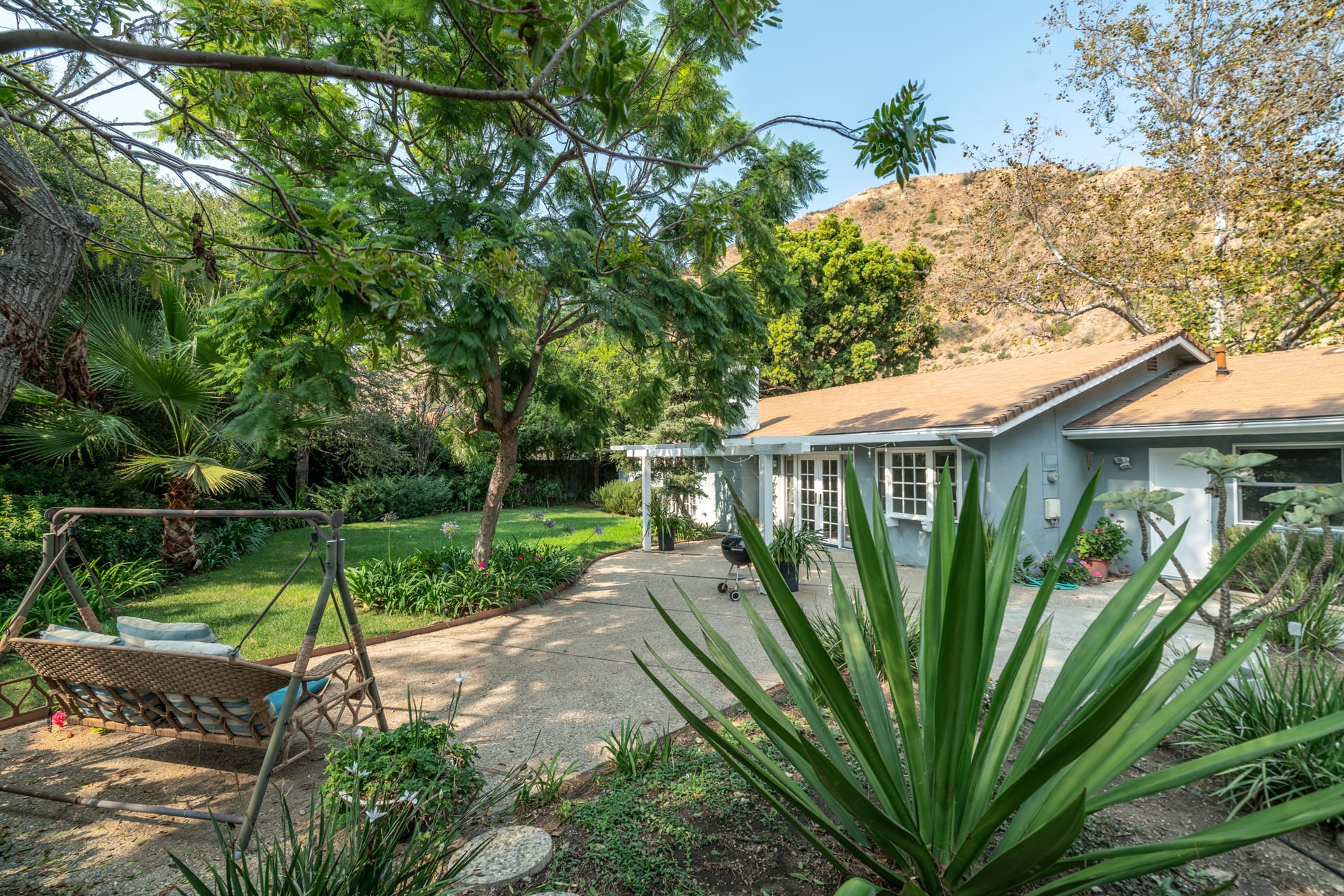 A Slice of Paradise in Malibu West