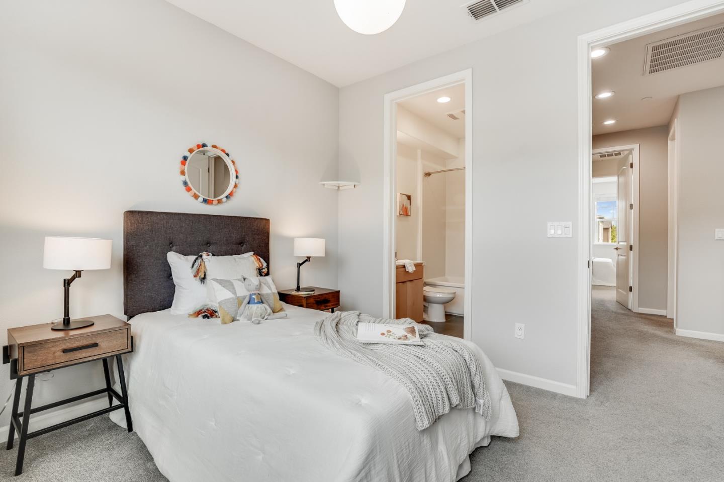 1655 Latitude Dr, #3