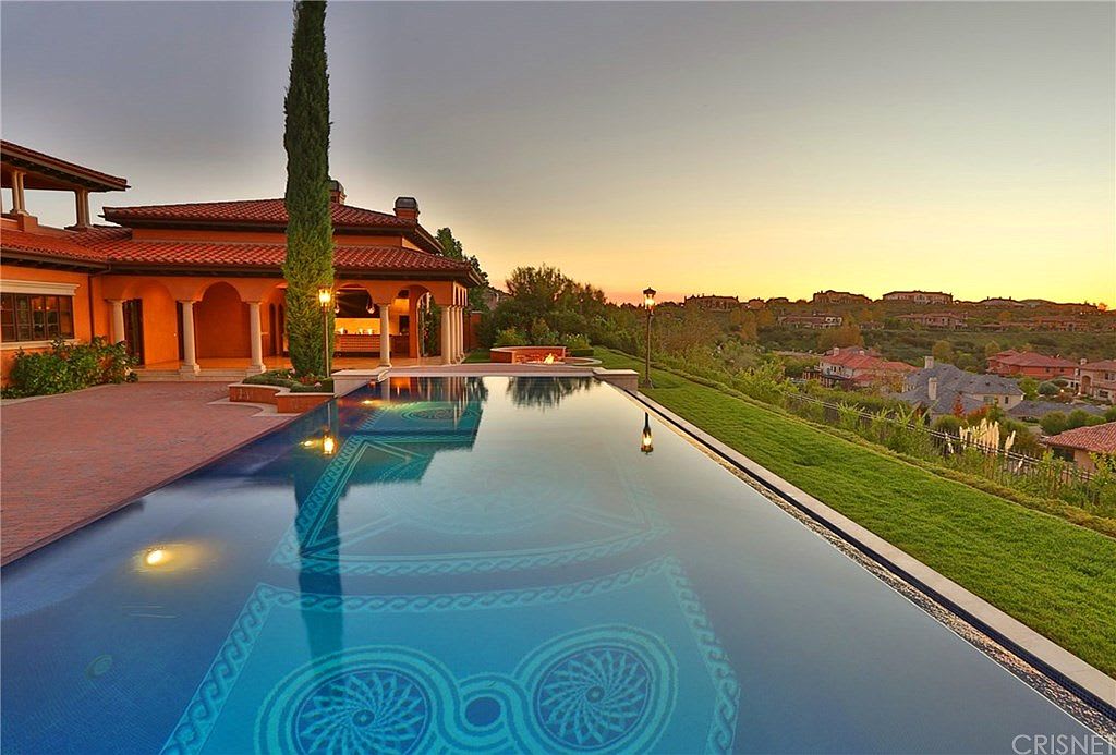 Tranquil Opulent