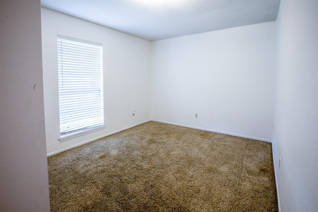 437 N Meinecke St Bellville, Tx 77418