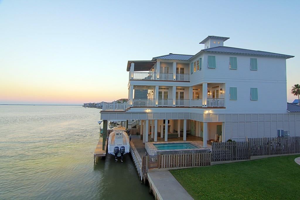 1415 Palmetto Drive, Tiki Island, TX