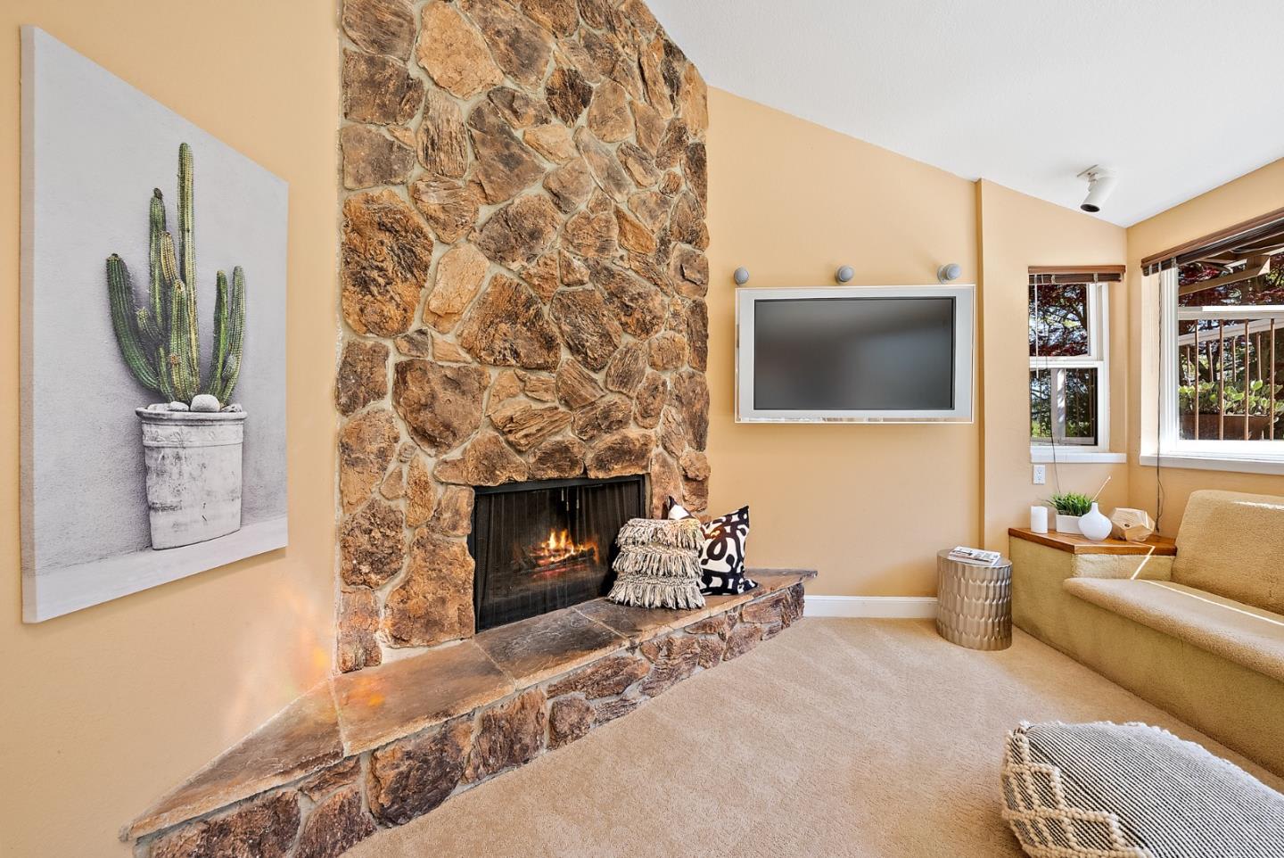 18260 Lakeview Ct Los Gatos, CA 95033
