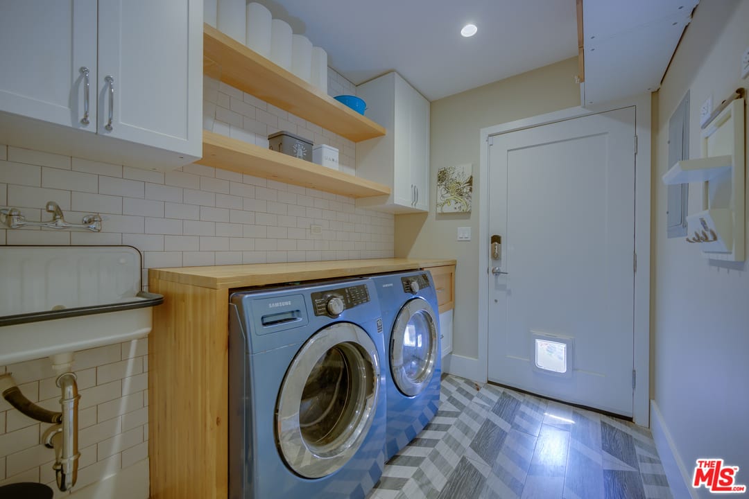 3752 Ocean View Ave, Los Angeles, CA 90066