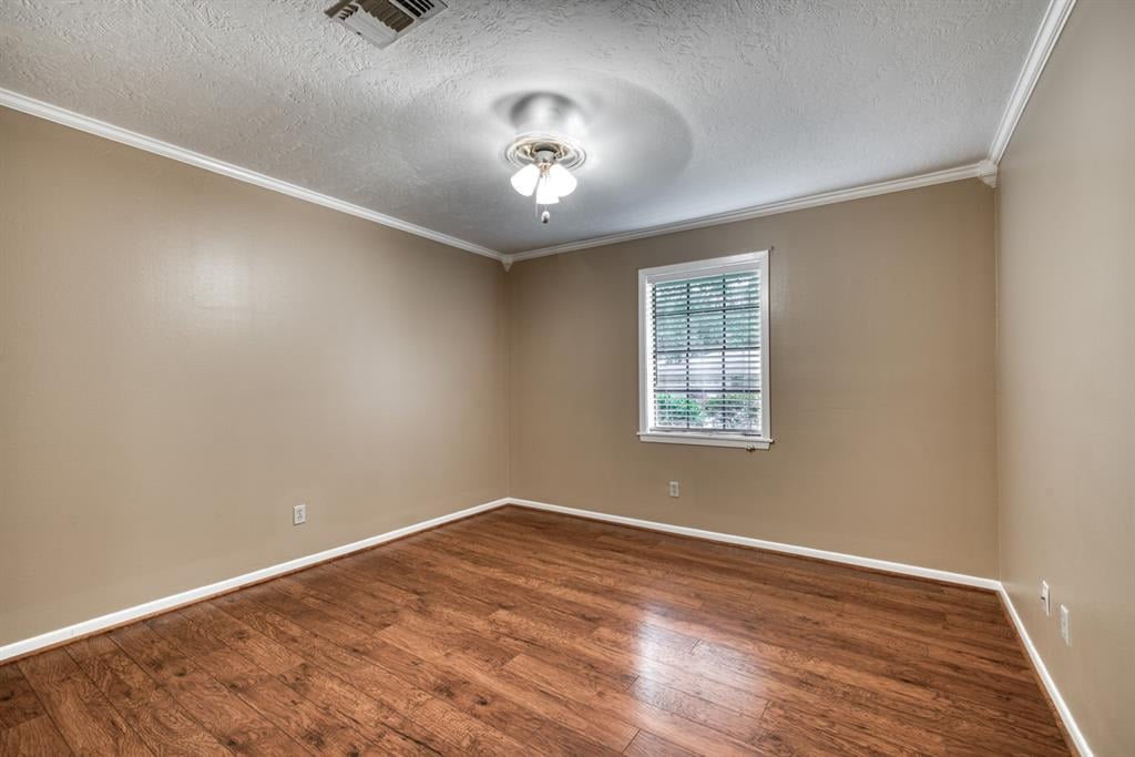 1502 Leslie D Ln Brenham, Tx 77833