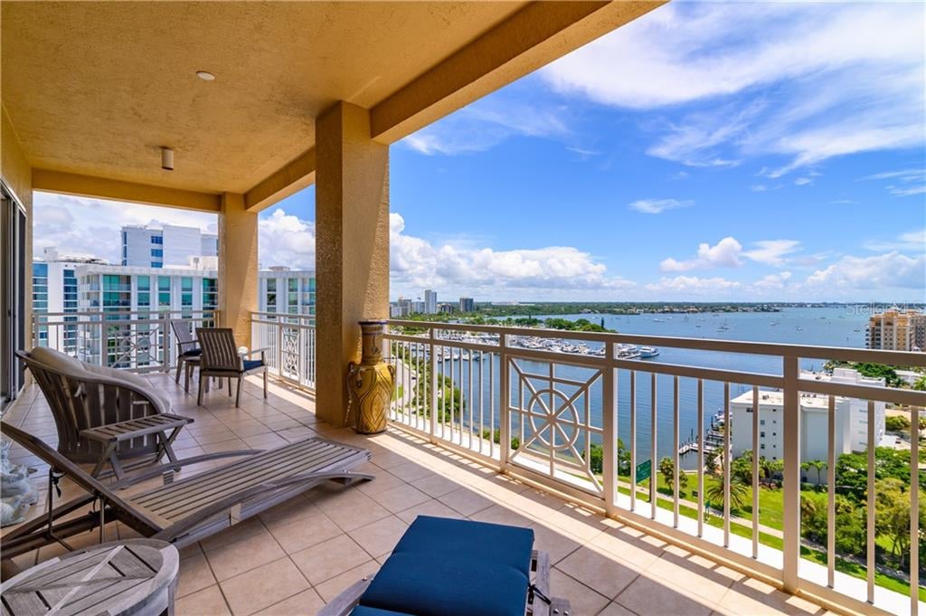 The Tower Residences, #1502