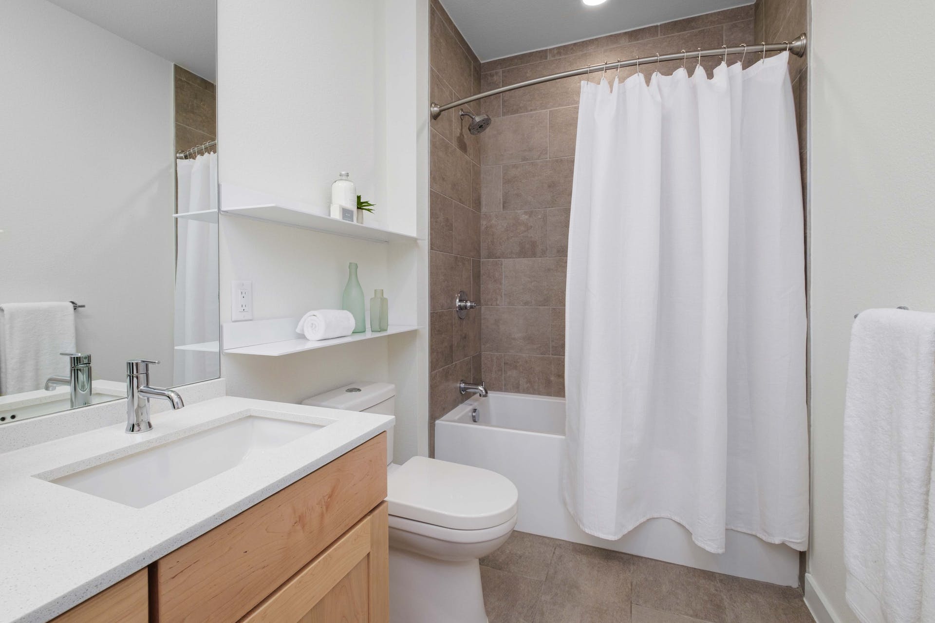 900 S 1st St #405, Austin, Texas 78704