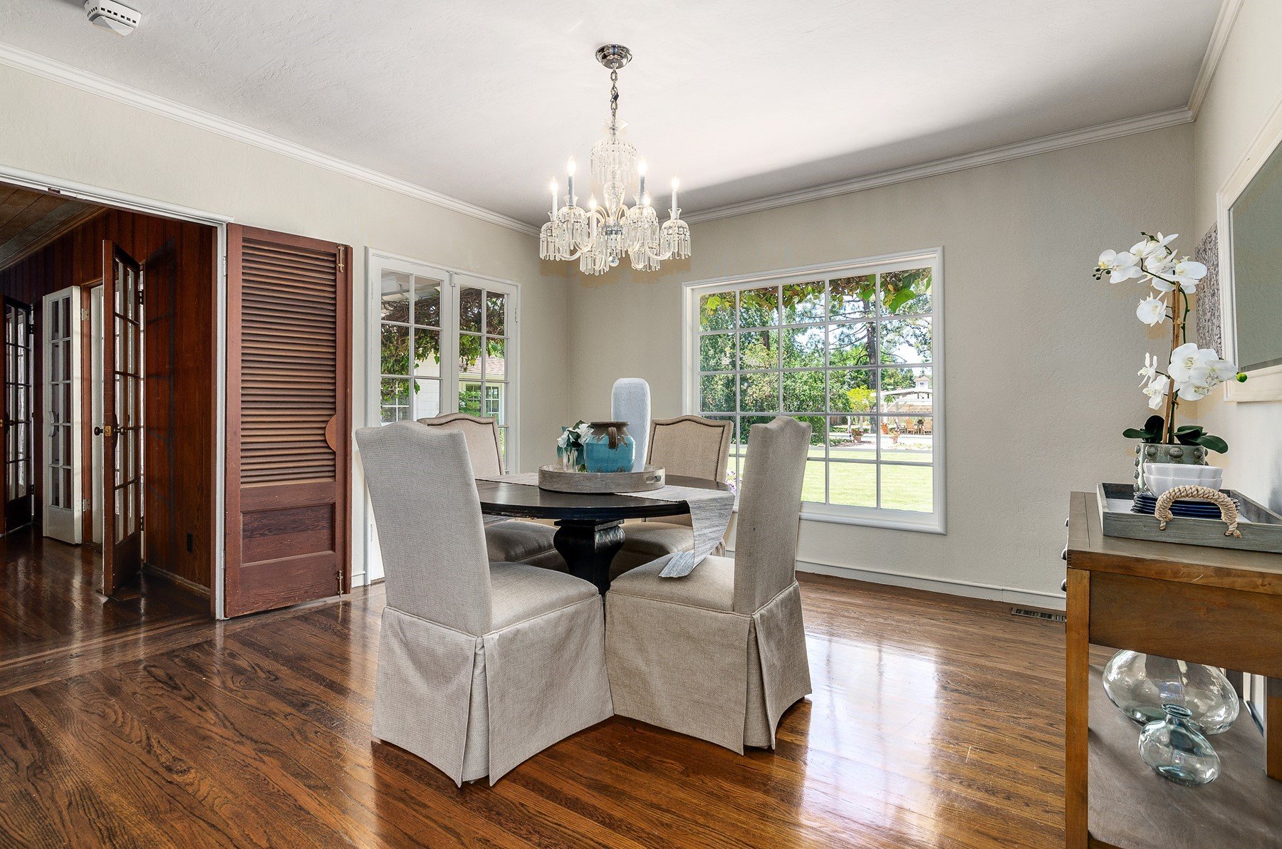 160 Alderwood Rd