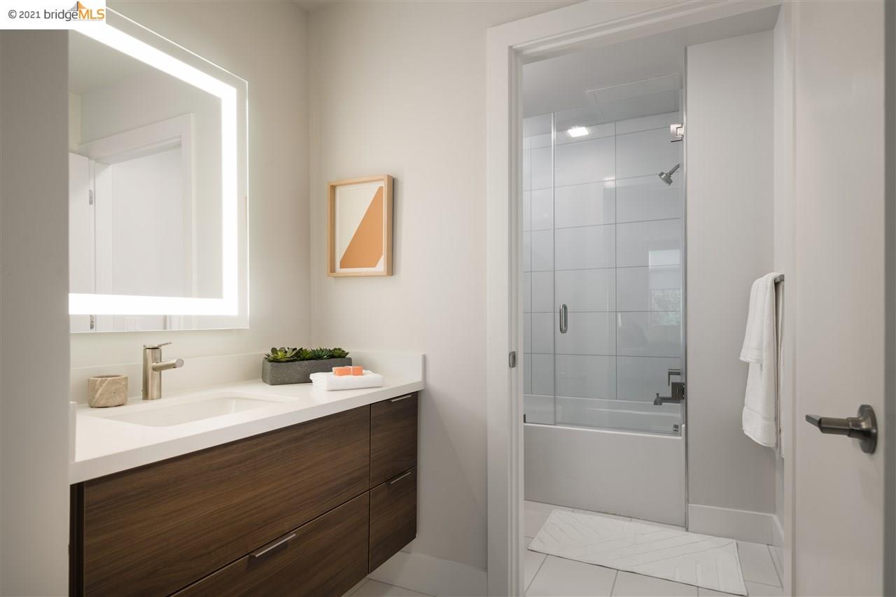 901 Jefferson St, Unit 416  Oakland, CA 94607