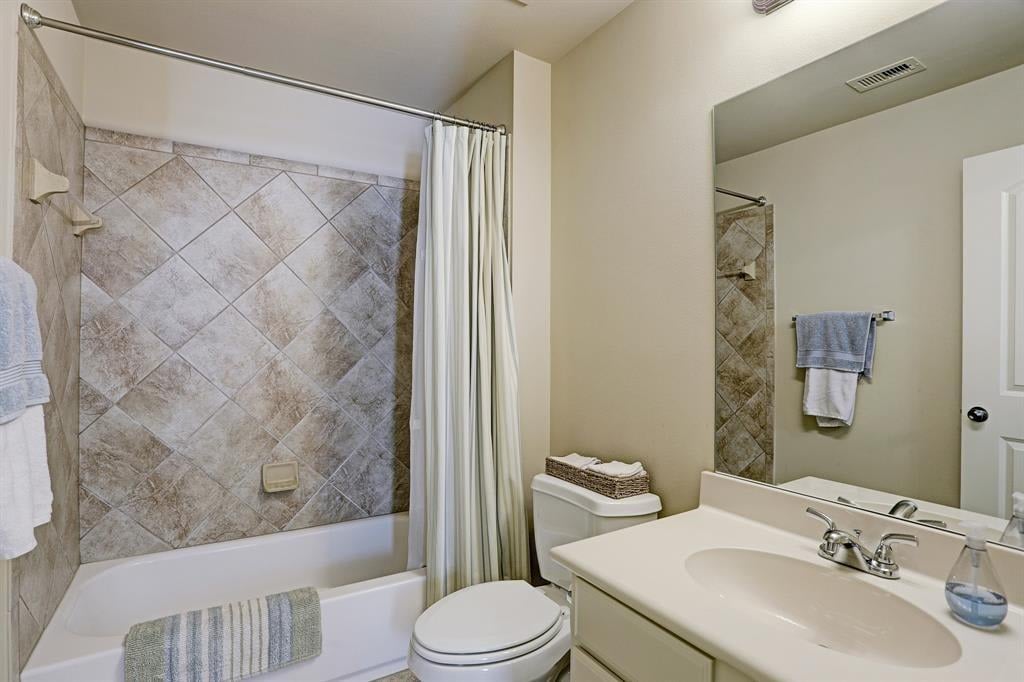 530 Hammersmith Lane