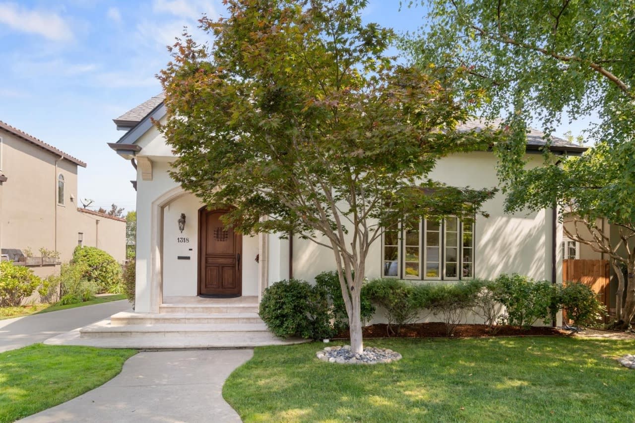 1318 De Soto Avenue, Burlingame