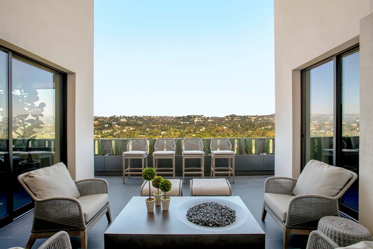 10375 Wilshire Blvd #14AC
