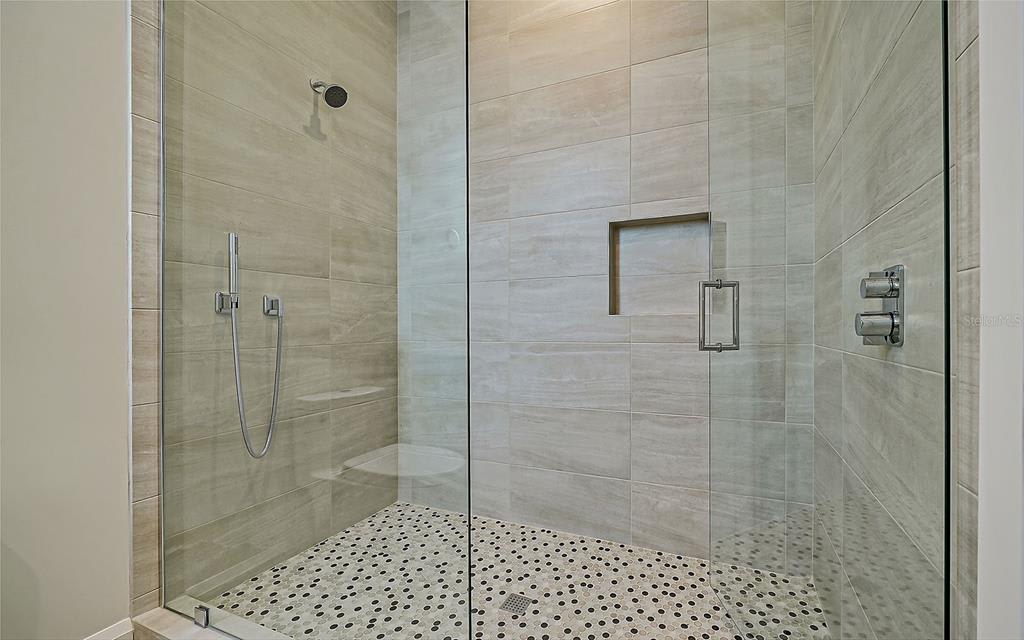 605 S Gulfstream Ave, #10N