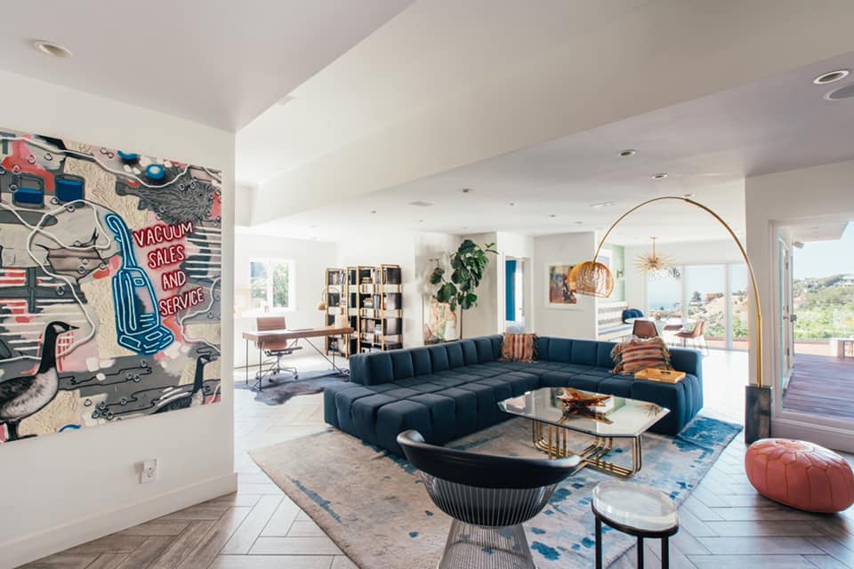 2137 Sunset Plaza Drive