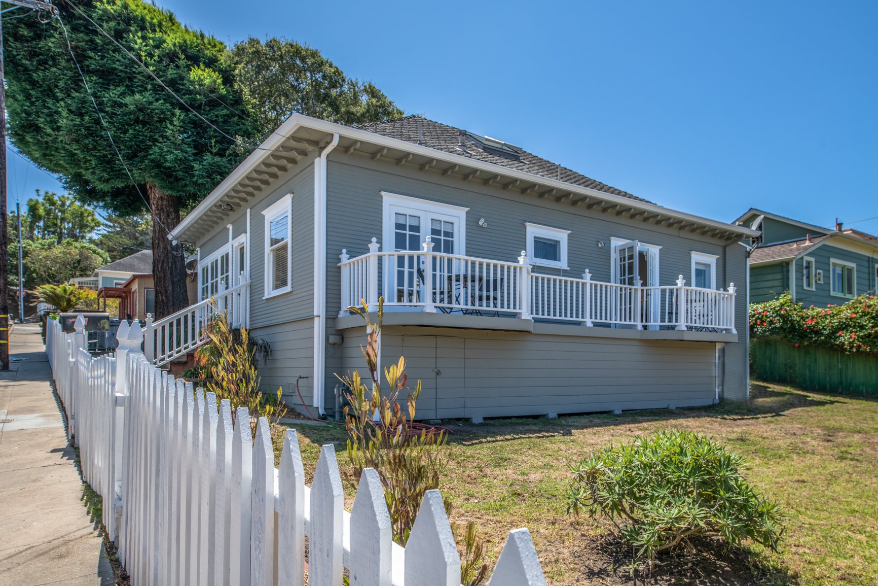 Pacific Grove Retreat