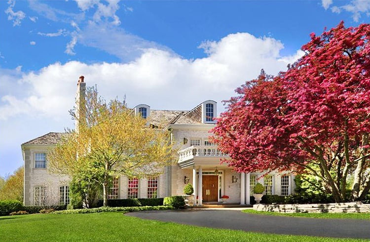 This Home Exudes the Perfect Combination of Elegance and Comfort