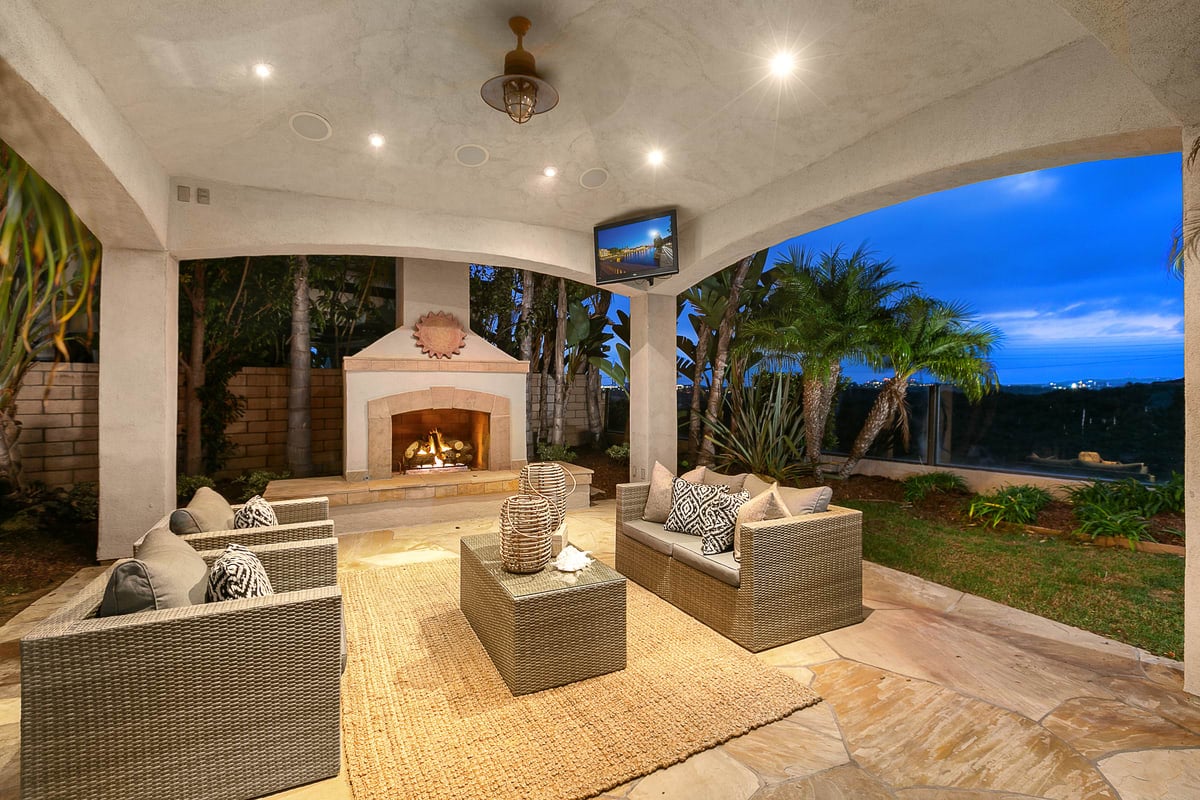 5255 Raven Hill Point