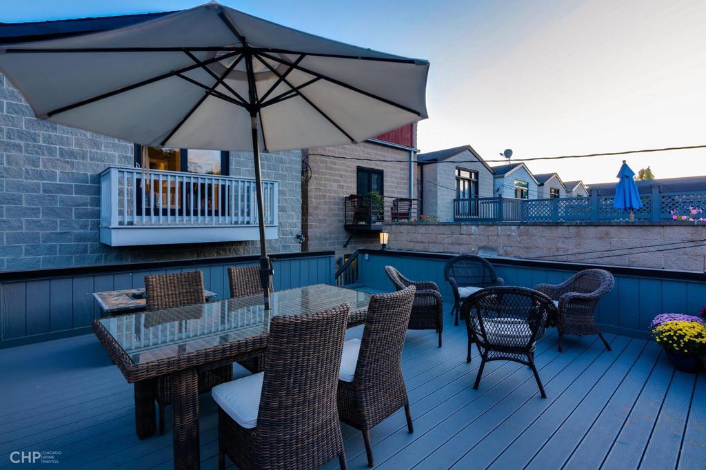606 Bucktown Home: 2116 W. Churchill 