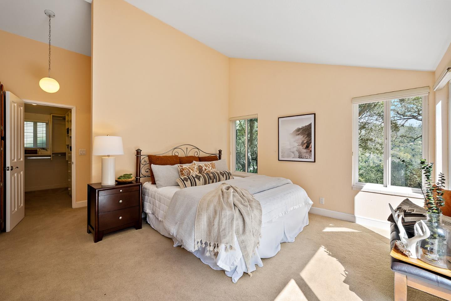 18260 Lakeview Ct Los Gatos, CA 95033