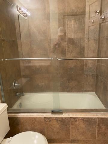 Old Town One Bedroom: 163 W. Division #203