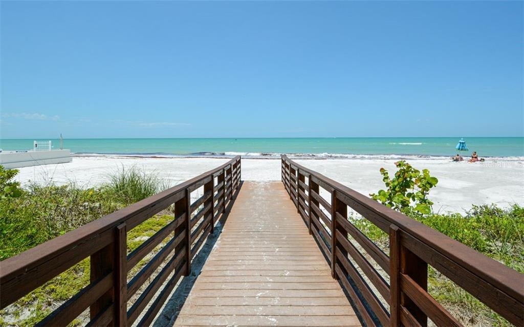 2050 Benjamin Franklin Drive Unit: B903