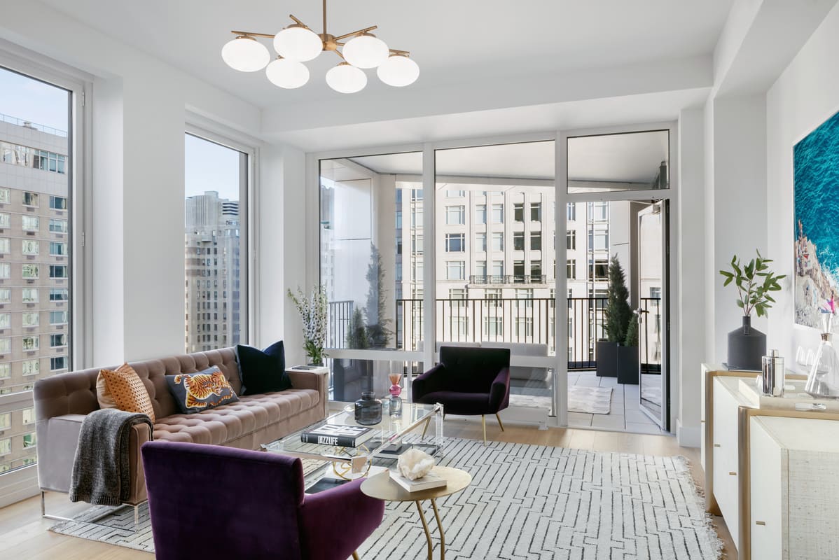 15 West 61st Street Apt. 28B