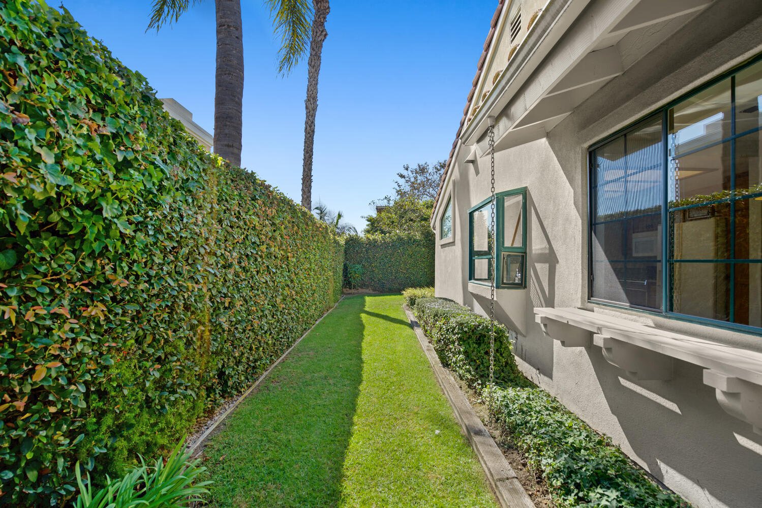 2990 Windward Way