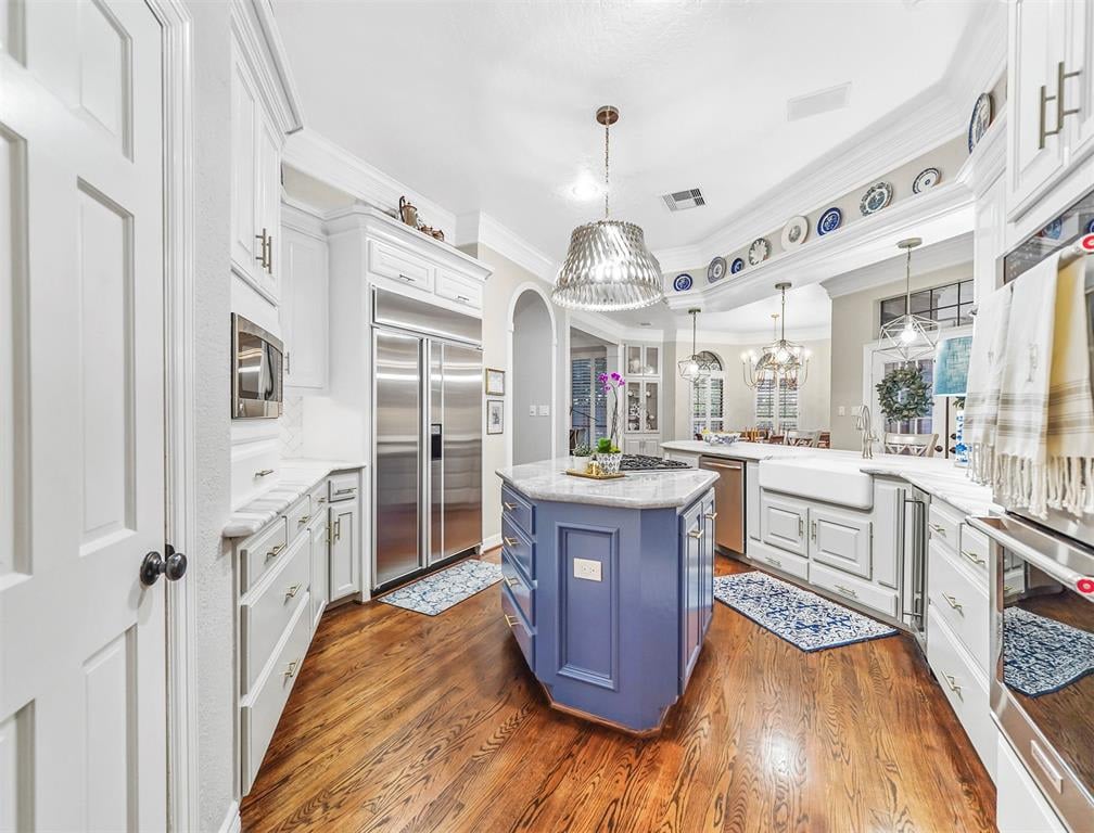2718 Briar Cliff Ct