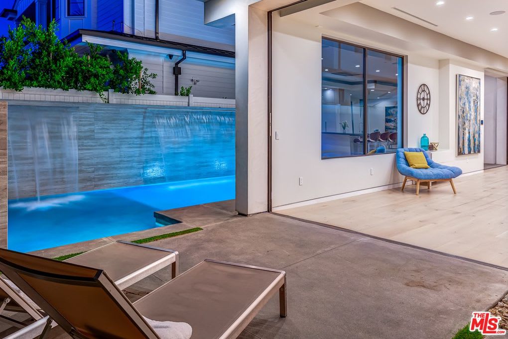 Pristine Retreat