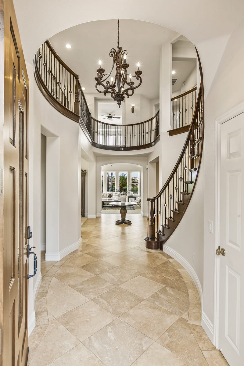 5255 Raven Hill Point