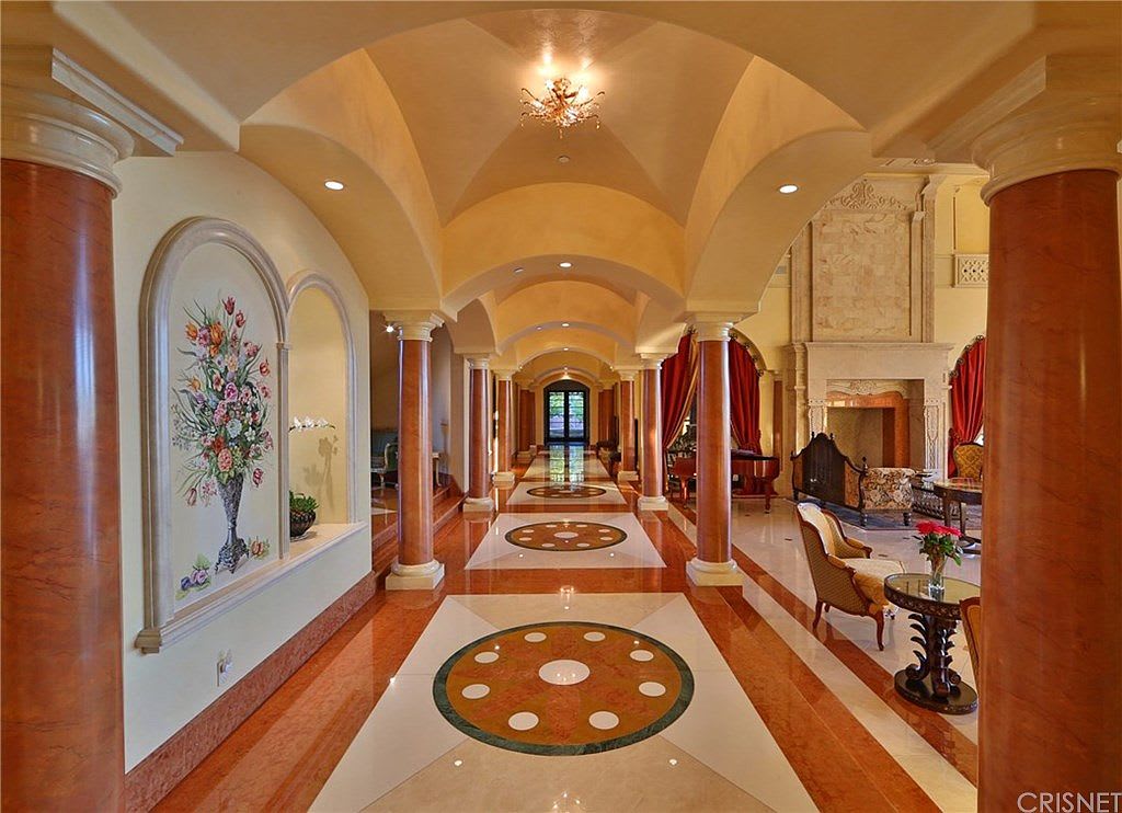 Tranquil Opulent