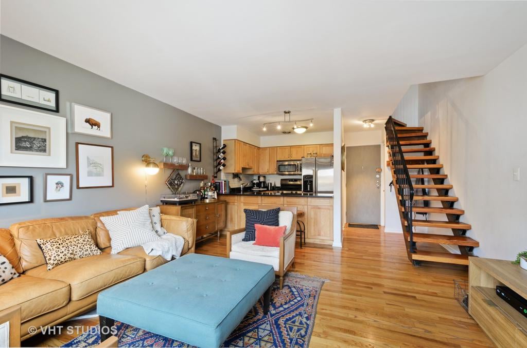 832 W Oakdale Avenue # 3G