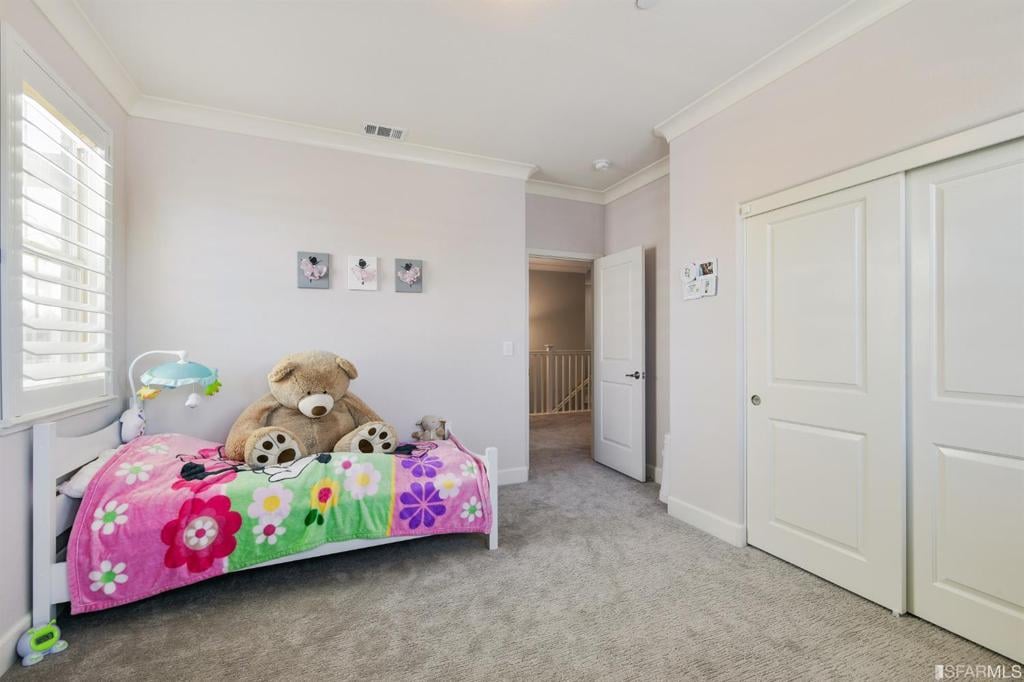 351 Crestview Cir Daly City, CA 94014