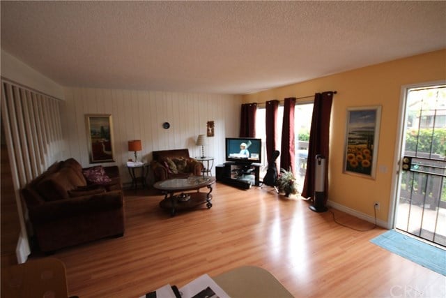 300 Miraleste Dr, #5