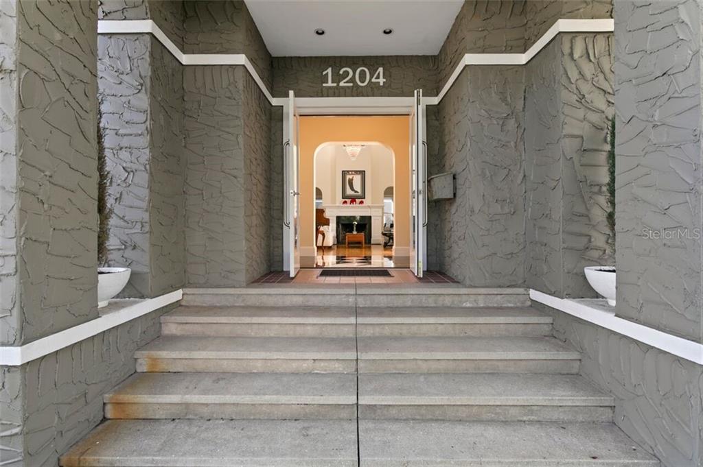 1204 14th Ave N