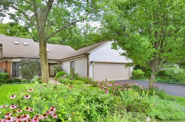 Beautifully Renovated Armour Woods Townhouse
