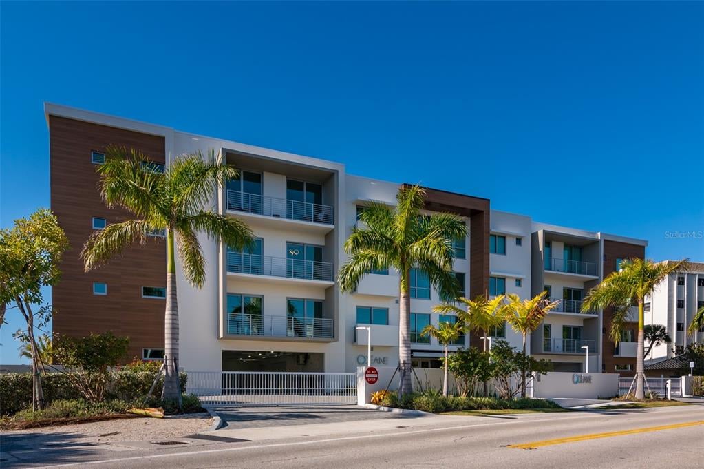 4750 Ocean Blvd, #202