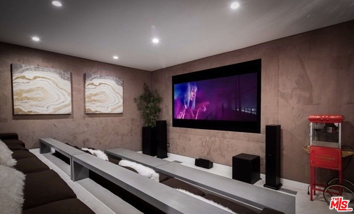 Villa House