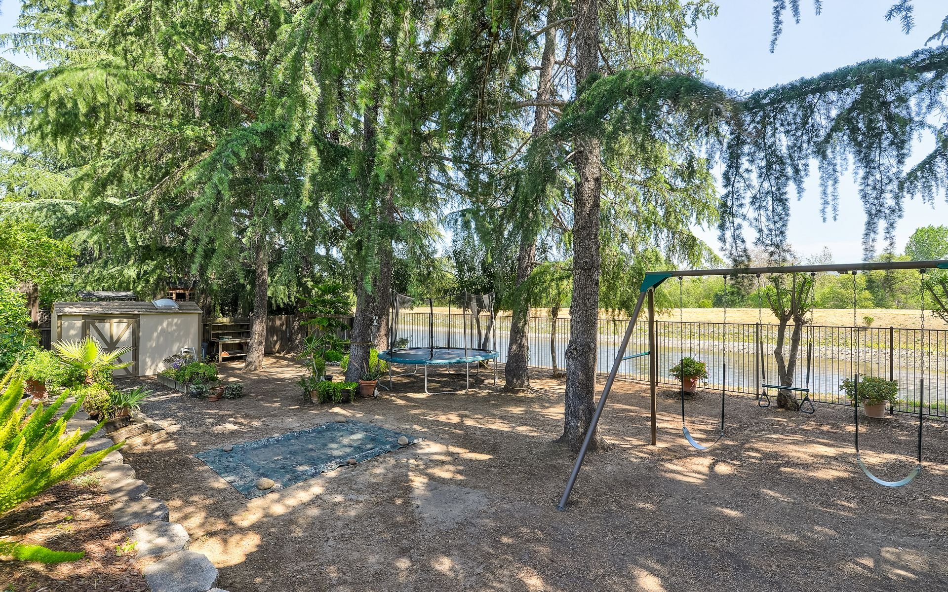 5747 Chambertin Dr