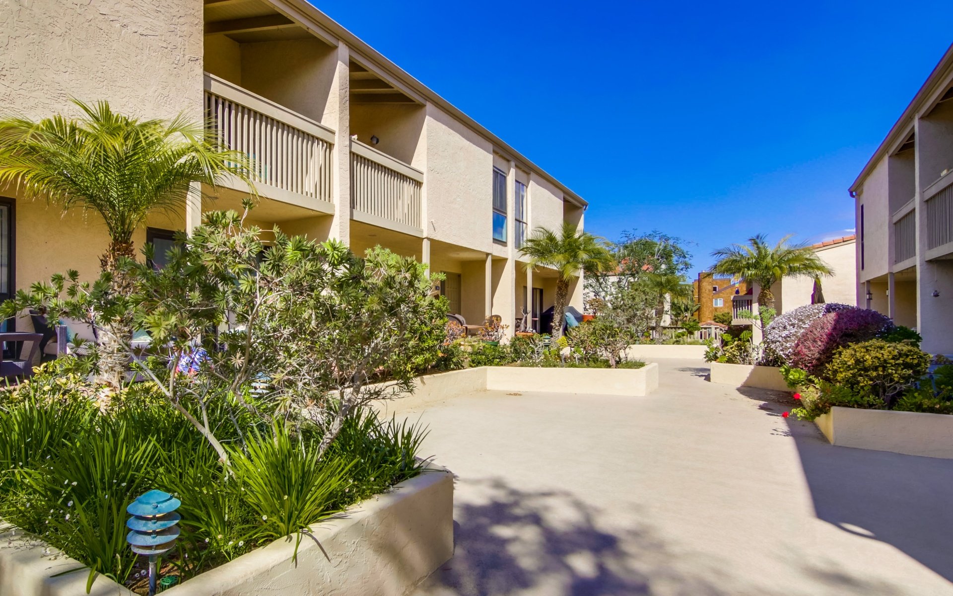 411 S Sierra, #188