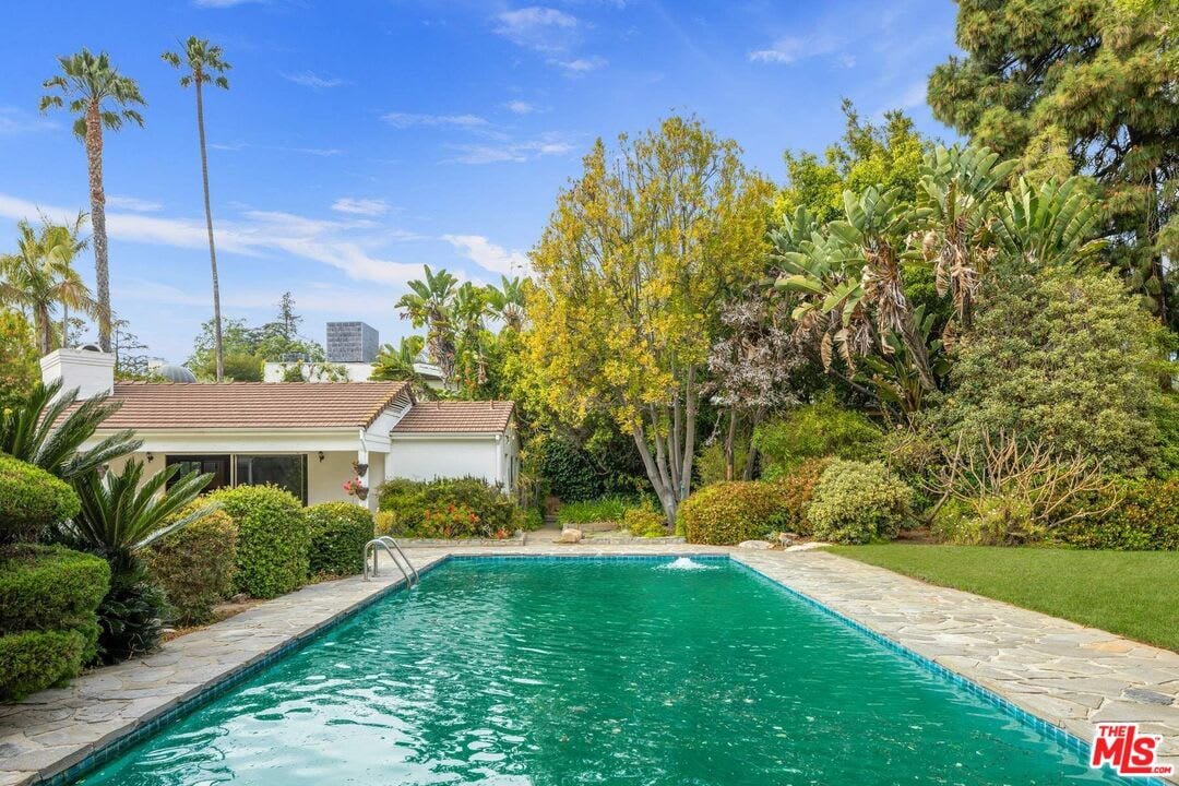 506 N Carmelina Ave - Represented Buyer