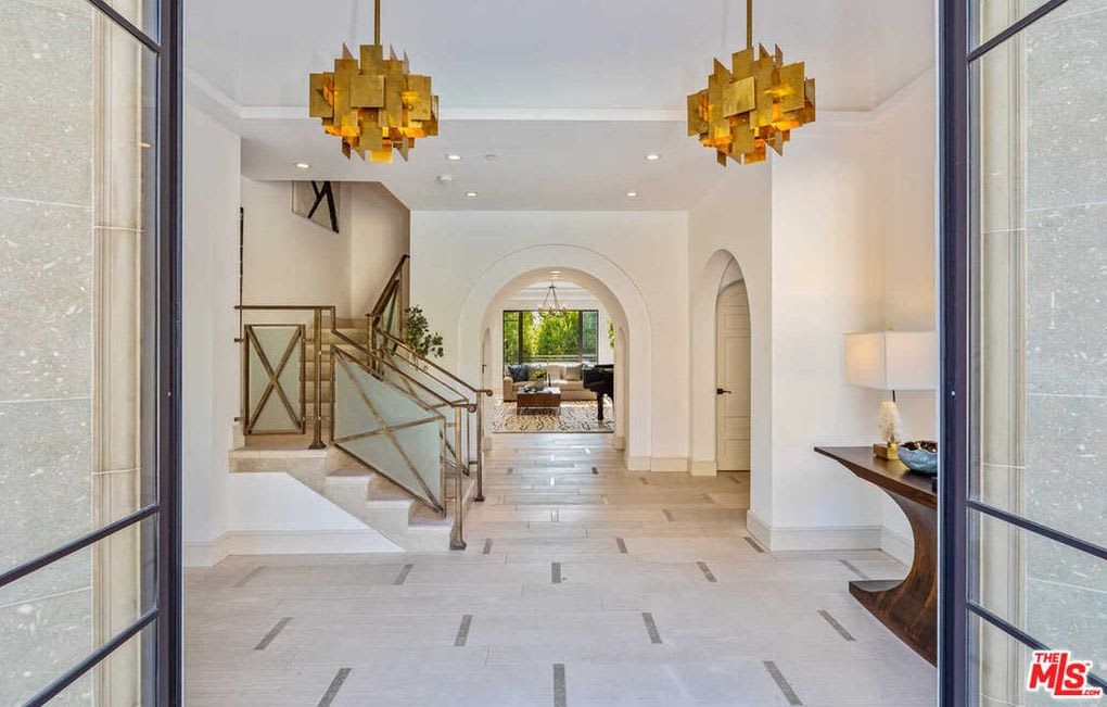Chateau Sanctuary