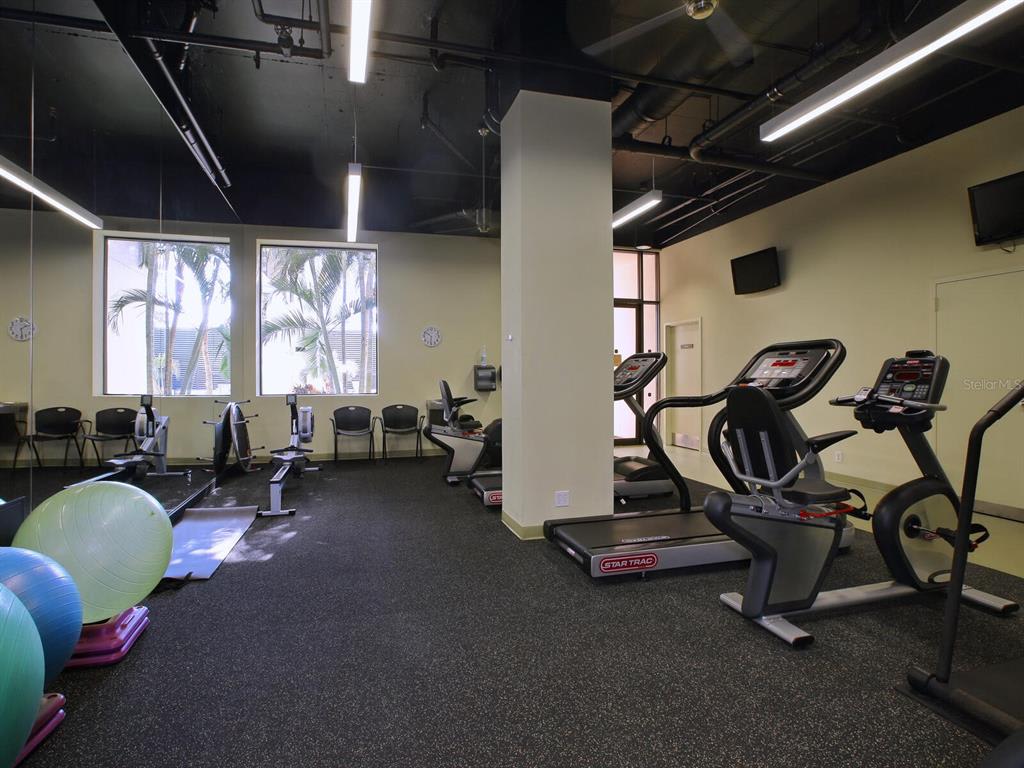 1255 North Gulfstream Ave, #904