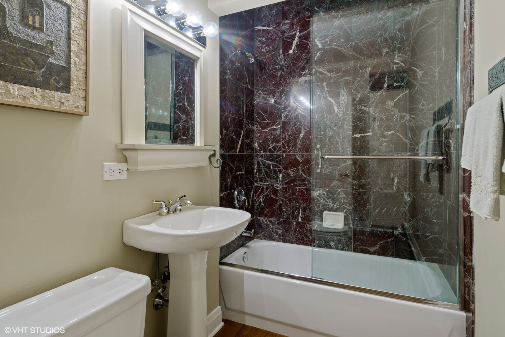 55 W Delaware Pl Unit 313